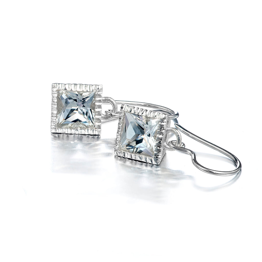 Vuorikide-korvakorut