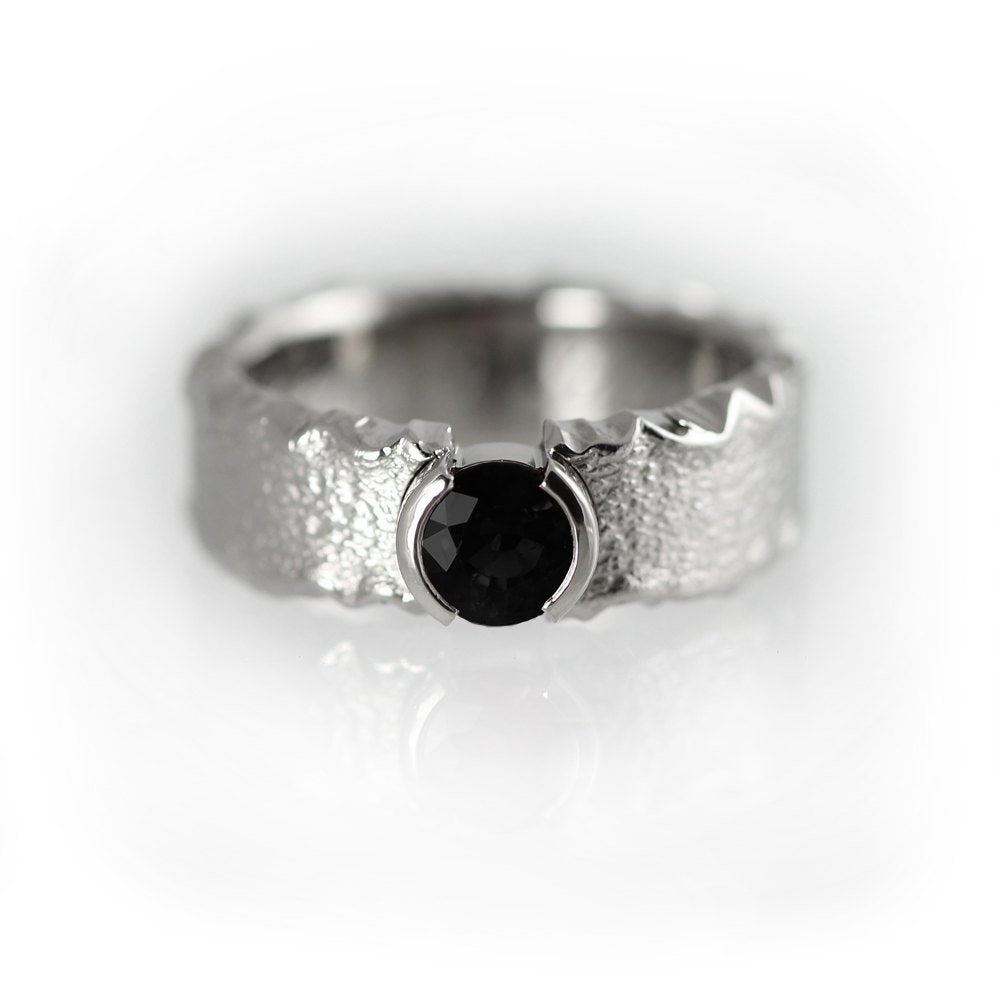 Men&#39;s black spinel ring, men&#39;s titanium ring, rustic ring, alternative wedding band, black stone ring, unisex ring, durable ring,forged ring