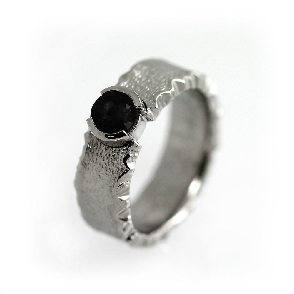 Men&#39;s black spinel ring, men&#39;s titanium ring, rustic ring, alternative wedding band, black stone ring, unisex ring, durable ring,forged ring