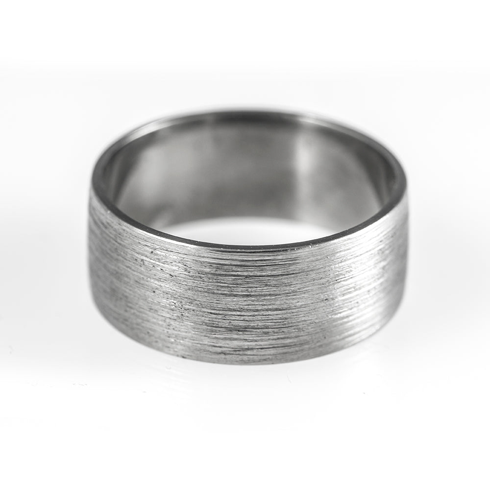 Leveä miesten sormus