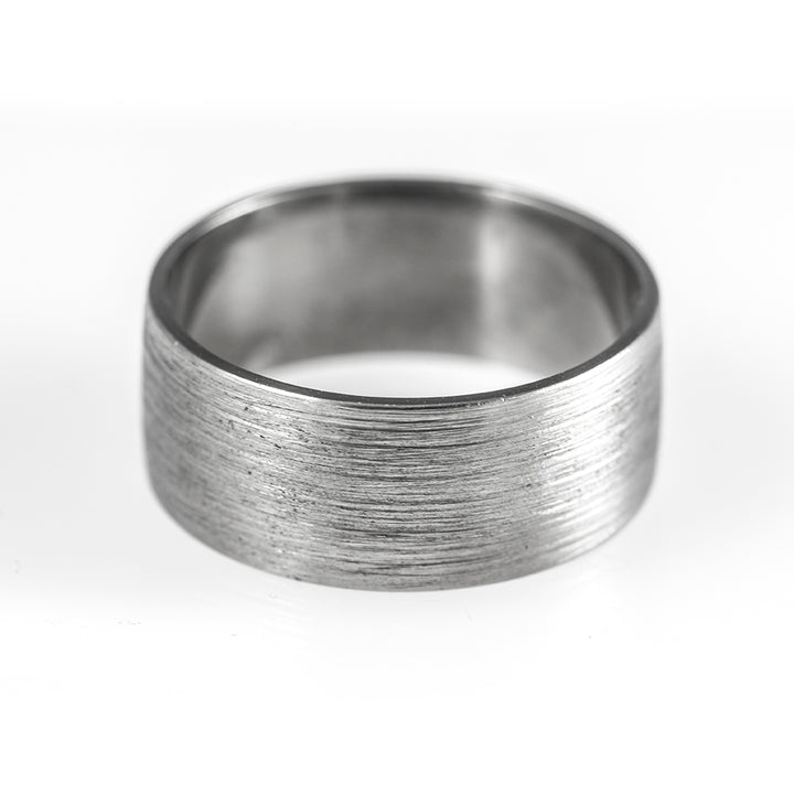 Leveä miesten sormus